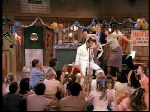 Happy Days - Fonzie Sings Heartbreak Hotel