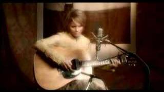 Watch Shawn Colvin These Four Walls video