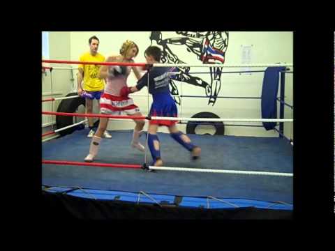 Jack cook vs Emma Watson Jack cook vs Emma Watson At Thanapron gym 