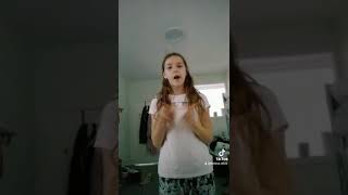 Loriana Fait Des Tiktok Sur Mon Compte