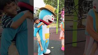 Badut Emon Gendong