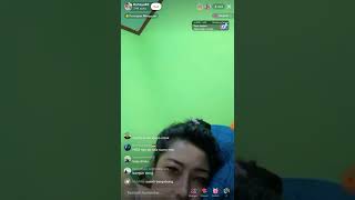 Selebtiktok Rahayu Live Sambil Tiduran Dengan Boba