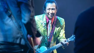 Watch Alejandro Escovedo Put You Down video