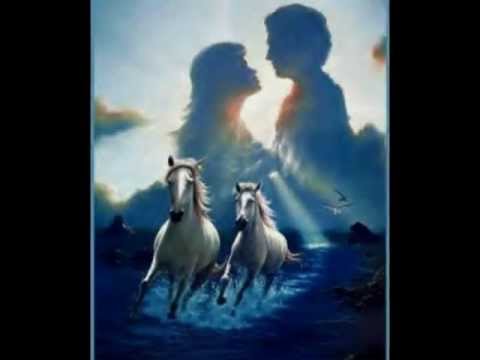 LLAMABAN LOCA Y UNOS HOMBRES VESTIDOS DE BLANCO LE llamaban loca y unos hombres vestidos de blanco le: