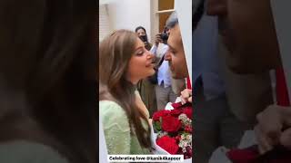 Kanika Kapoor Got The Kisses