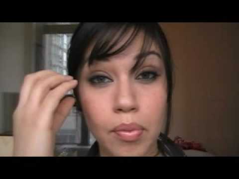 Small Eyes Makeup on Makeup Tutorial For Small Eyes
