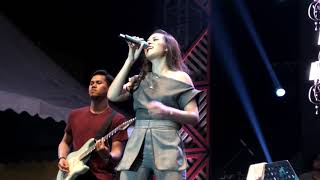 Download lagu Via Vallen Selow