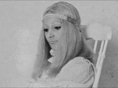 La Vergine E Il Mare Video