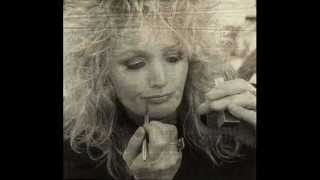 Watch Bonnie Tyler Streets Of Little Italy video