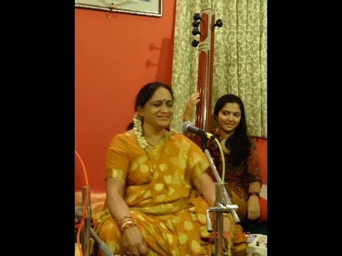 Smt Amrutha Deshpande: Marathi Natyasangeet - Dhavat Yei Sakhya...