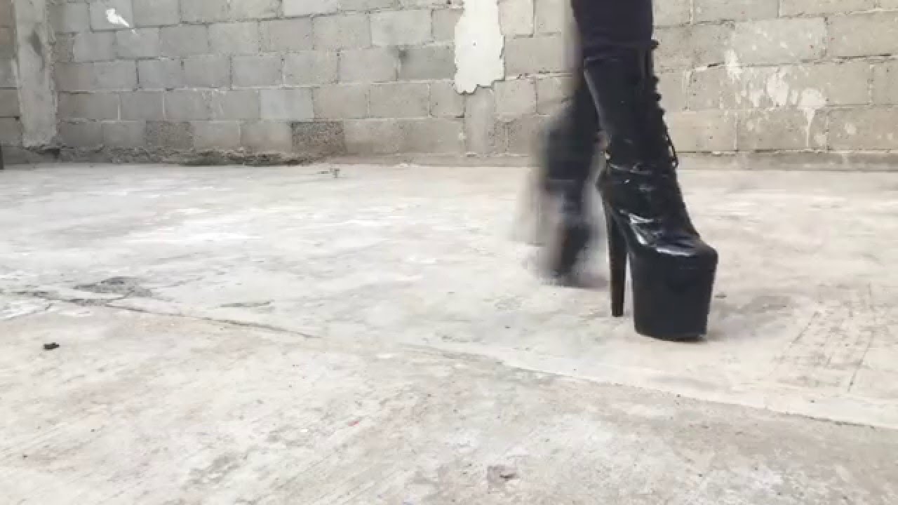 Platform boots crush