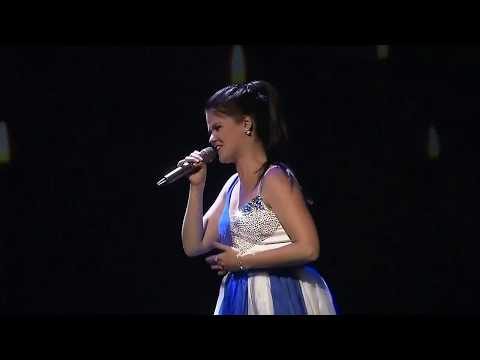 Saara Aalto - Somewhere Over The Rainbow / Happy Birthday, Mr. President (CMIFinland 22.5.2017)