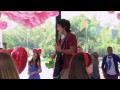 Violetta: Marco canta