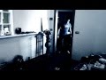 Ragazza violentata dagli Zombie