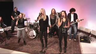 ELSIE BINX - Best of Me (Live on FOX 2 Detroit)