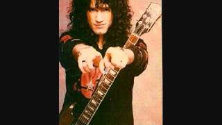 Watch Bruce Kulick Please Dont Wait video