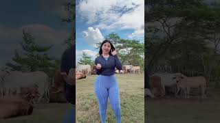 Curvy Star Joselis Johanna Bolívar Venezuelas Plus-Size Model Taking Social Media By Storm
