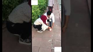Jilbab Goyang Nampak Pusar