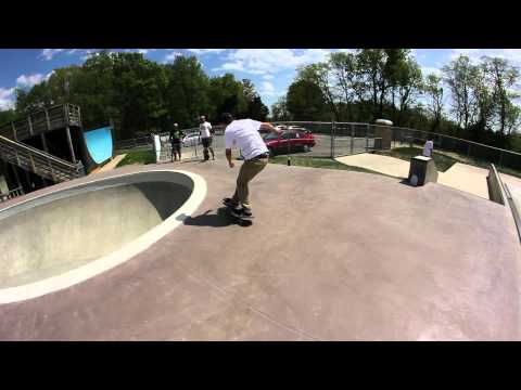 Thunderwood Minute #8 - Veterans Skate Park Montage/Clips - Woodbridge, VA - Canon 550D Skateboard