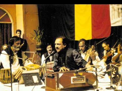 Yeh Kaun aa gai Dilruba mehaki-mehaki - Ghulam Ali (HD)