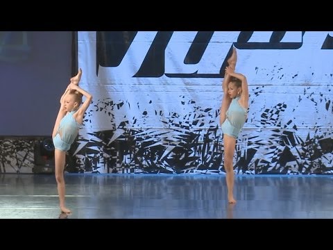 Tate McRae & Jaycee Wilkins - For Blue Skies Tate McRae & Jaycee Wilkins - For Blue Skies klip izle