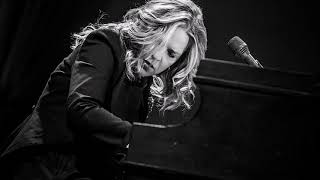 Watch Diana Krall Operator thats Not The Way It Feels video