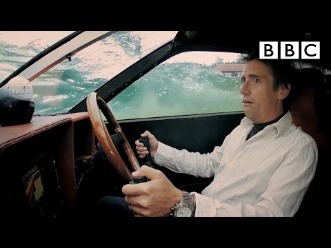 James Bond Style Submarine Lotus Drives Underwater - 50 Years of Bond Cars: A Top Gear Special - BBC James Bond Style Submarine Lotus Drives Underwater - 50 Years of Bond Cars: A Top Gear Special - BBC