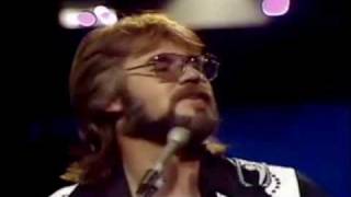Watch Kenny Rogers Poem For My Little Lady video