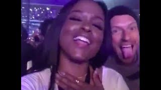 Chris Martin Singing Beyoncé 39 S 39 39 Halo 39 39 In The Crowd Chris Martin Singing Beyoncé 39 S 39 39 Halo 39 39 In The Crowd