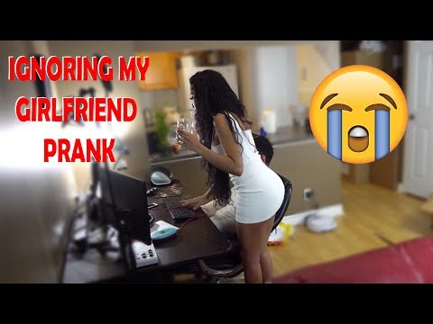 IGNORING MY LATINA GIRLFRIEND * While Playing Fortnite* (SHE CRIED)ðŸ˜