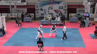 63kg Guney Arici vs Recep Yazici (2013 Turkish Senyor TKD Championships)