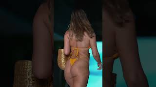 Laura Alexander In Slow Motion