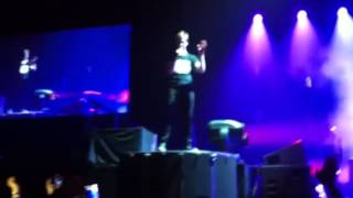 Watch Kaiser Chiefs Team Mate video