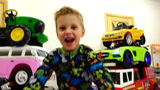 Max and Magic transform colored Toy Cars