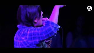 Watch Ana Tijoux Sube video