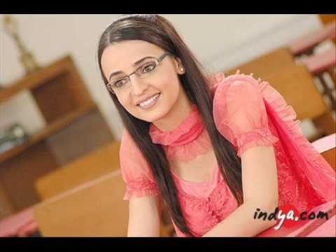 SANAYA-GUNJAN of mile jab hum tum hulchul...