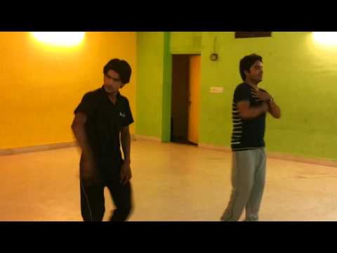 dance practice by a doctor --sajde kiye hai lakho --must watch...
