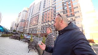 Видео ? Застройщик не перестаёт удивлять / ЖК КРАСНЫЙ АКСАЙ Ростов-на-Дону / Квартира с ремонтом в РОСТОВЕ от НЕДВИЖИМОСТЬ СОЧИ и АДЛЕРА Сергей Дорошенко, Золотистая улица, Ростов-на-Дону, Россия
