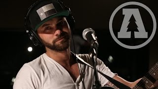 Watch Shakey Graves Family And Genus video