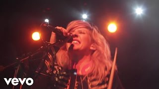 Ellie Goulding - Under The Sheets (Live Rising)