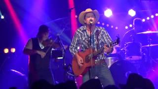 Watch Trent Willmon Dixie Rose Deluxes video