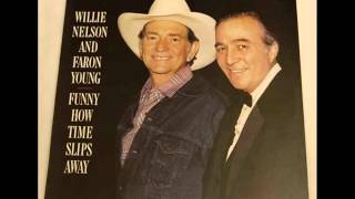 Watch Willie Nelson Life Turned Her That Way video