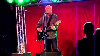 Watch Midge Ure Tumbling Down video