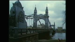 Rt Bus On Hammersmith Bridge 1953