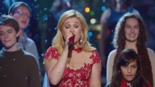 Kelly Clarkson Underneath The Tree Cautionary Christmas Music Tale Kelly Clarkson Underneath The Tree Cautionary Christmas Music Tale
