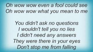 Watch 10cc Yes I Am video
