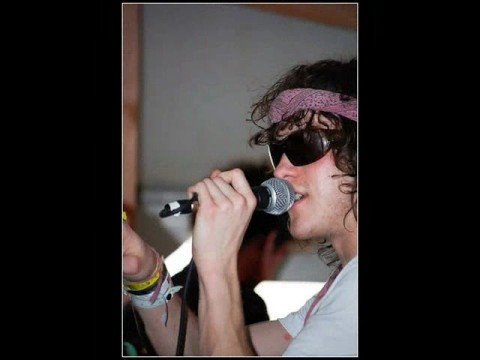 andrew vanwyngarden 2011. Andrew VanWyngarden - MGMT