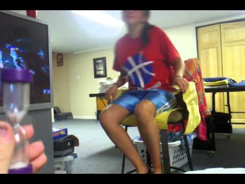 She's an alien Video