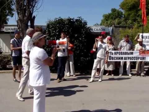 Свои стихи читает А.Цысарь