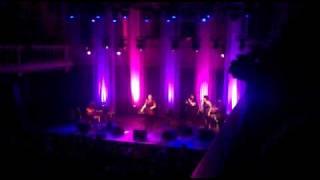 Watch Trijntje Oosterhuis I Just Cant Stop Loving You video